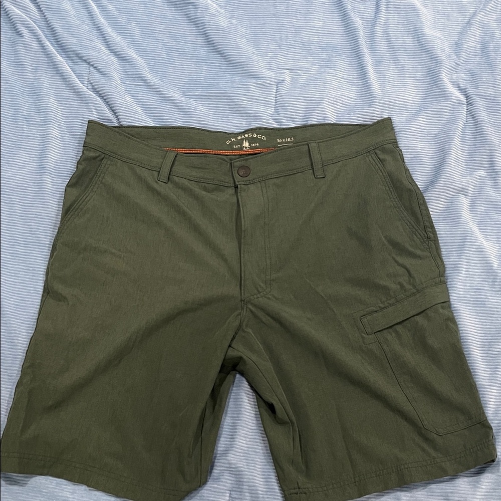 G H Brass Dark Green Cargo Shorts